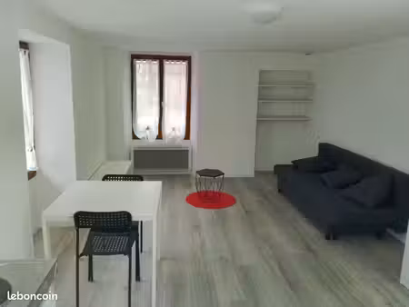 studio meublé 23m2