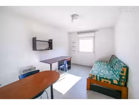 studio 1 pièce 18 m²