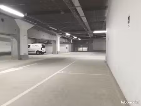 lca*location parking 12 m²