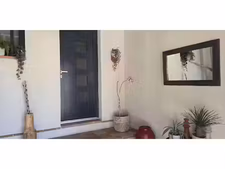 villa avec piscine et terrasse morières-lès-avignon (84)