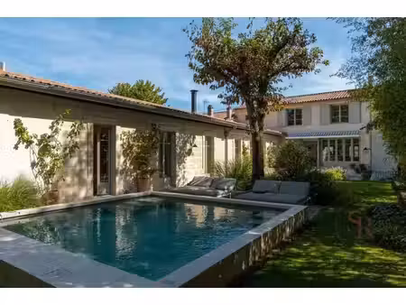 maison de luxe à vendre dans le quartier caudéran-barrière judaïque