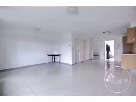 appartement à louer à rue docteur grégoire 15 la louvière (vbe70188)