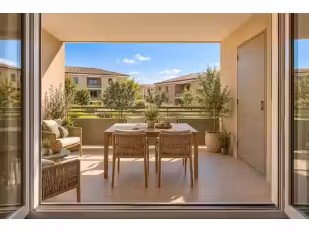vente appartement 1 pièce 45 m² cuers (83390)