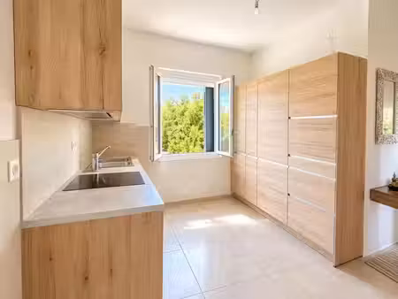 vente appartement 3 pièces 75 m² six-fours-les-plages (83140)