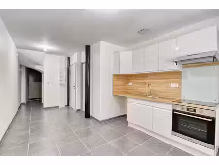 pamiers - a louer - bel appartement t1 bis rez-de-chaussee