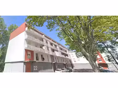 location appartement 4 pièces 58 m² à avignon (84000)