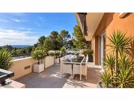 vente appartement 4 pièces 100 m² à châteauneuf-le-rouge (13790)  560 000 €