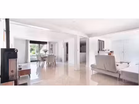 maison avec jardin et terrasse gagny (93)