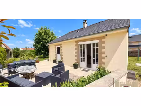 maison avec jardin et terrasse nogent-le-roi (28)