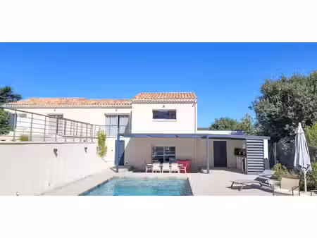 villa avec piscine et jardin saint-montan (07)