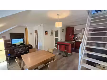 2 pieces en duplex - 1 cave et 1 stationnement
