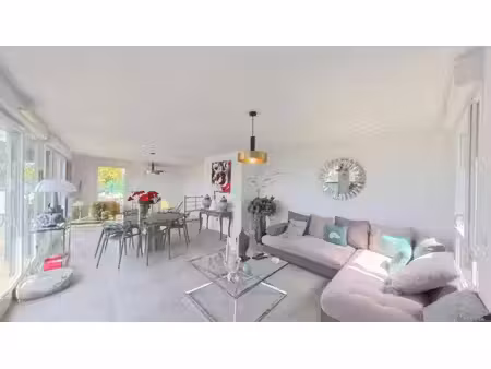 appartement t4 112m2 à vendre esprit « maison sur le toit » au pied du métro patte d’oie t