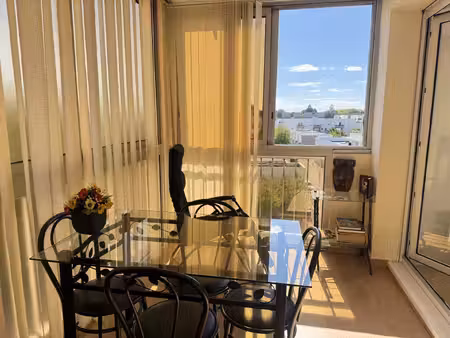 bel appartement lumineux à épernon