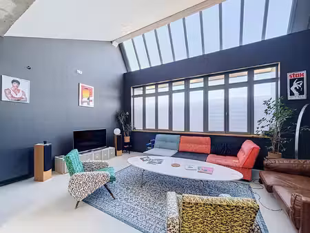 au coeur du centre-ville d'angoulême  superbe loft situé au 2
