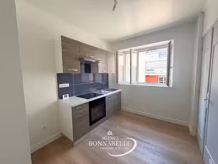 nancy rue sainte-cécile f2 rénové avec garage  cave et g
