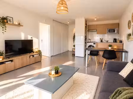 appartement t2 de 42 03 m2 avec balcon  ramonville-saint-agn