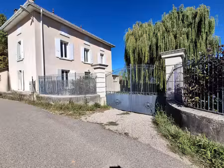 tènement immobilier à saint-sorlin-en-valoire