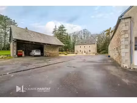 boqueho superbe demeure en pierres avec longère et dépendances