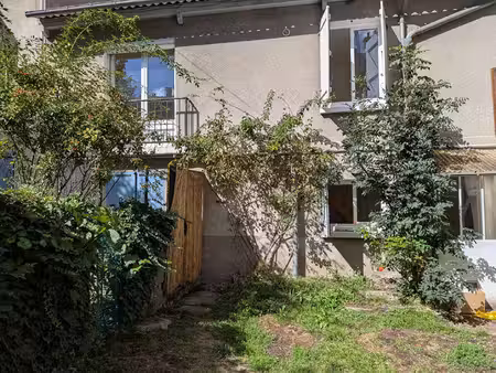 charmant duplex rénové au calme ? rue paul doumer - 46 17m²