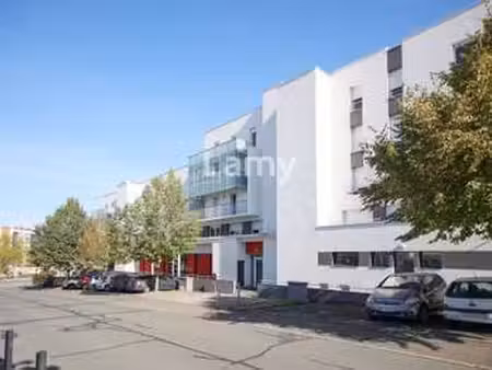 vente appartement 2 pièces à la roche-sur-yon (85000) : à vendre 2 pièces / 42m² la roche-
