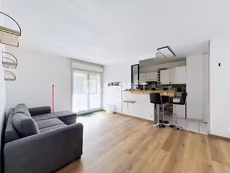 appartement 2 pièces meublé à moissy cramayel de 40 75 m2 avec terrasse et jardin + box