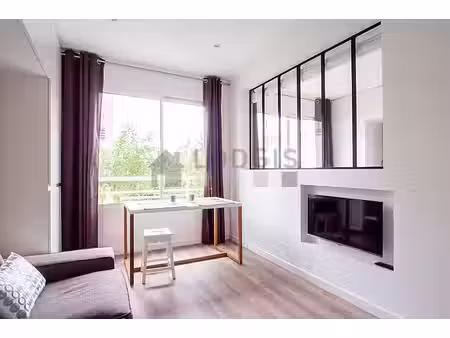 appartement 1 chambre meublé avec ascenseur  concierge et local à vélos