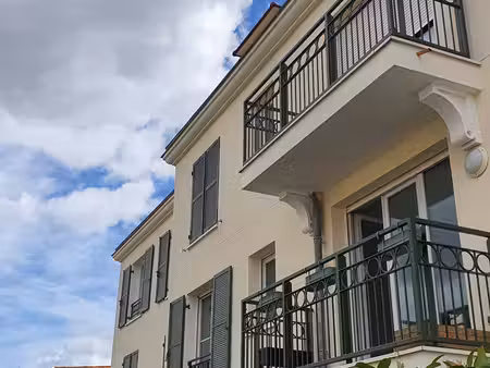 a deux pas du centre ville