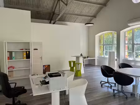 a louer 68 m2 bureaux