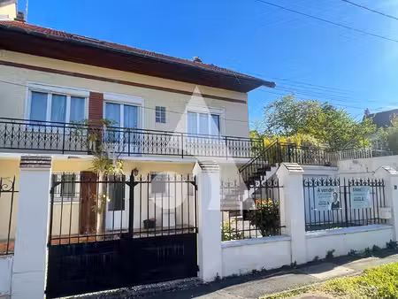 maison 3/5 chambres grand val