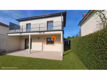 a pieds aux commodités