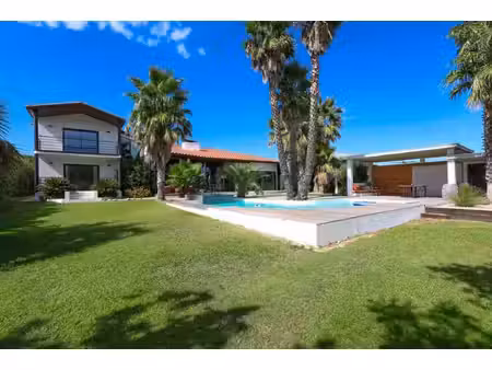 villa d'architecte au sud de perpignan  1 680 m² de terrain