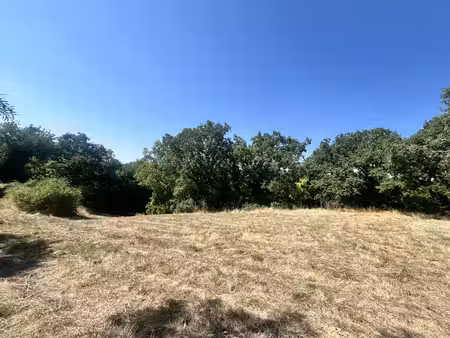 terrain à bâtir de 1 660 m² – homps (gers)