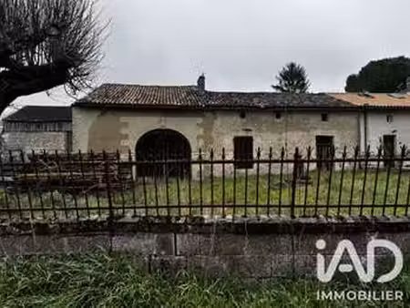 vente maison à pommiers-moulons (17130) : à vendre / 100m² pommiers-moulons