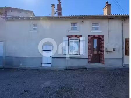 vente maison 3 pièces 55 m² rochechouart (87600)