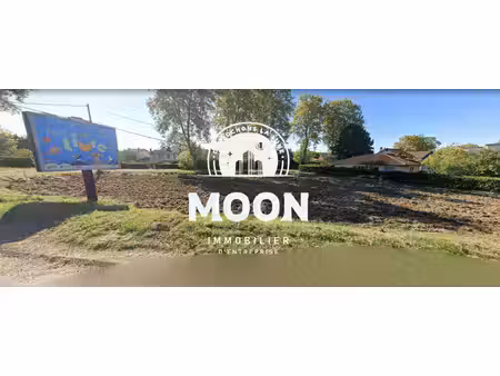 location local commercial
