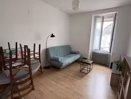 location t2 42m2