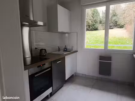 location meublée t3 châteauneuf la forêt