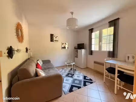 studio 23 m² arbent