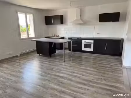appartement au calme la ricamarie limite le chambon feugerolle 60m2