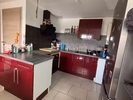 f4 (3 chambres à coucher)