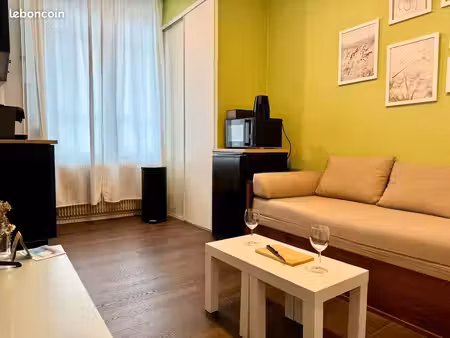 à louer - appartement étudiant à reims - 17 m² - 440 cc