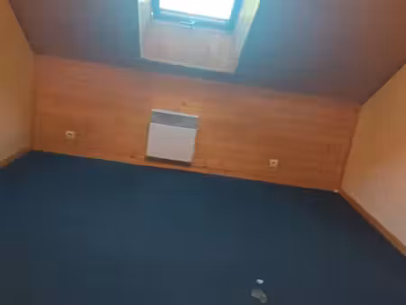 une chanbre àlouer