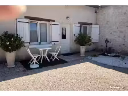 charmante maisonnette t2 avec patio toutes charges comprises