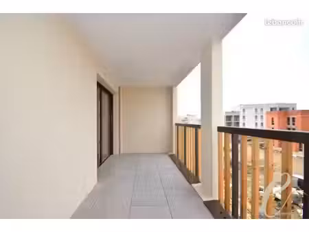 l'isle d'abeau av. henri bergson - appartement t3 de 65 20 m² avec balcon de 8 69 m² expos
