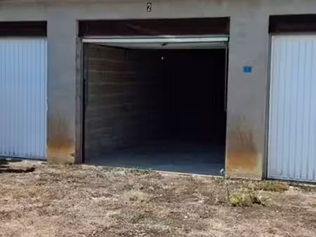 garage à louer