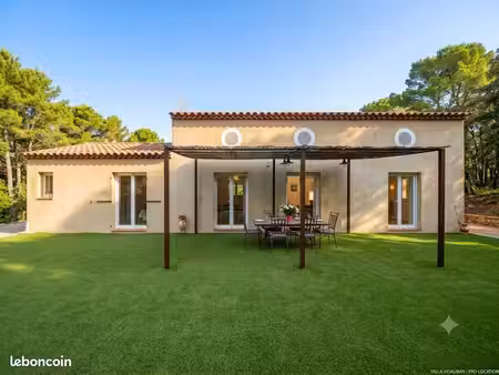 villa 4 pièces 95 m²