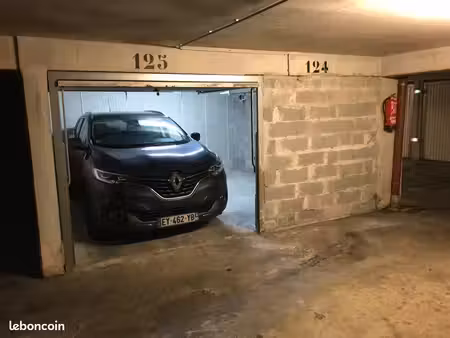 garage box double 22m2 stockage déménagement