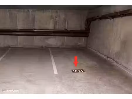 place de parking privé à louer sur dax
