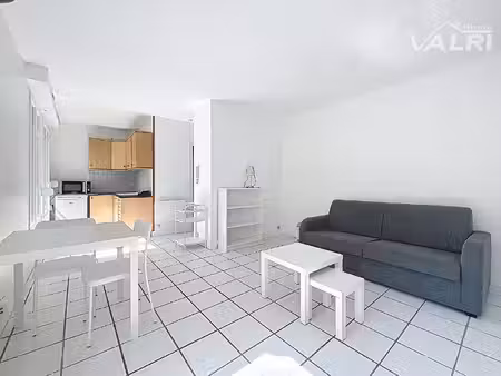 appartement paris 1 pièce(s) 28.80 m2