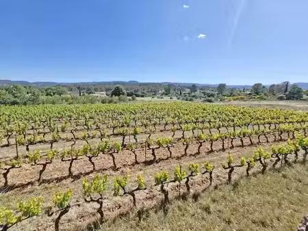 vente terrain 1323 m² à carces (83570)  132 000 €